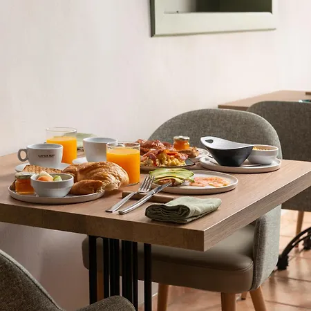 Xim Hotel 4*